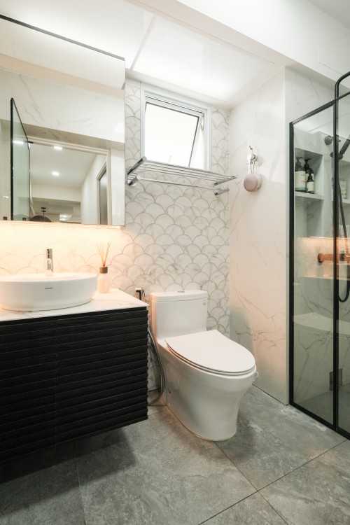 Scandinavian Bathroom at 265E Compassvale Bow