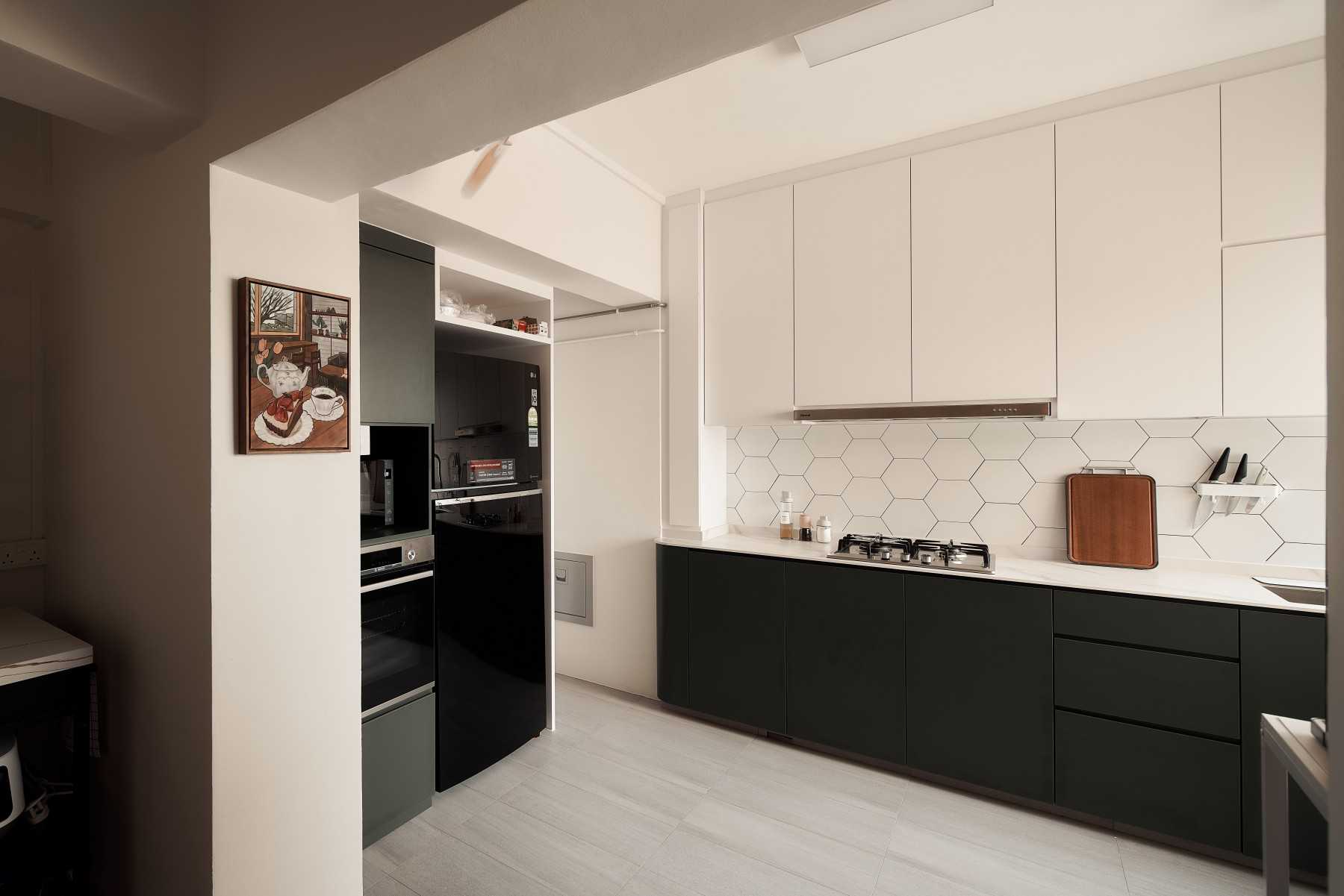 Scandinavian Kitchen with Kitchen Backsplash and Kitchen Cabinets