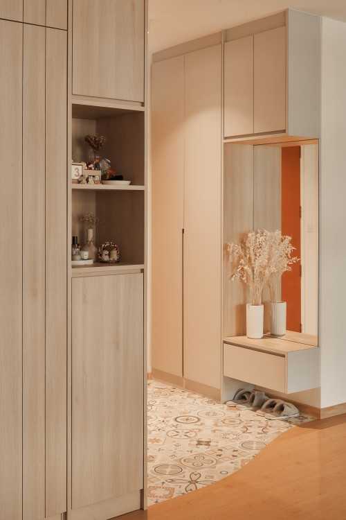 Scandinavian Entryway at 645A Tampines St 62