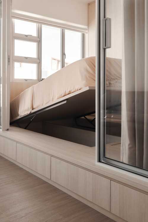 Minimalist Bedroom at 781C Woodland Ave 9