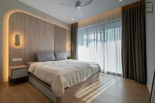 Contemporary Bedroom at Resale Condo @ Thomson Grand
