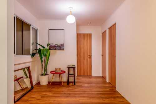 Contemporary Hallway at 424 Tampines St 41