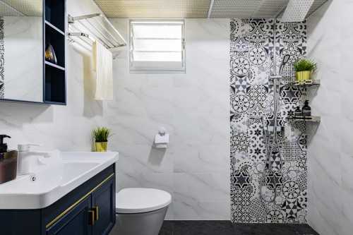 Minimalist Bathroom at 405A North Shore Dr