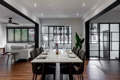Country Dining Room at Jumbo house