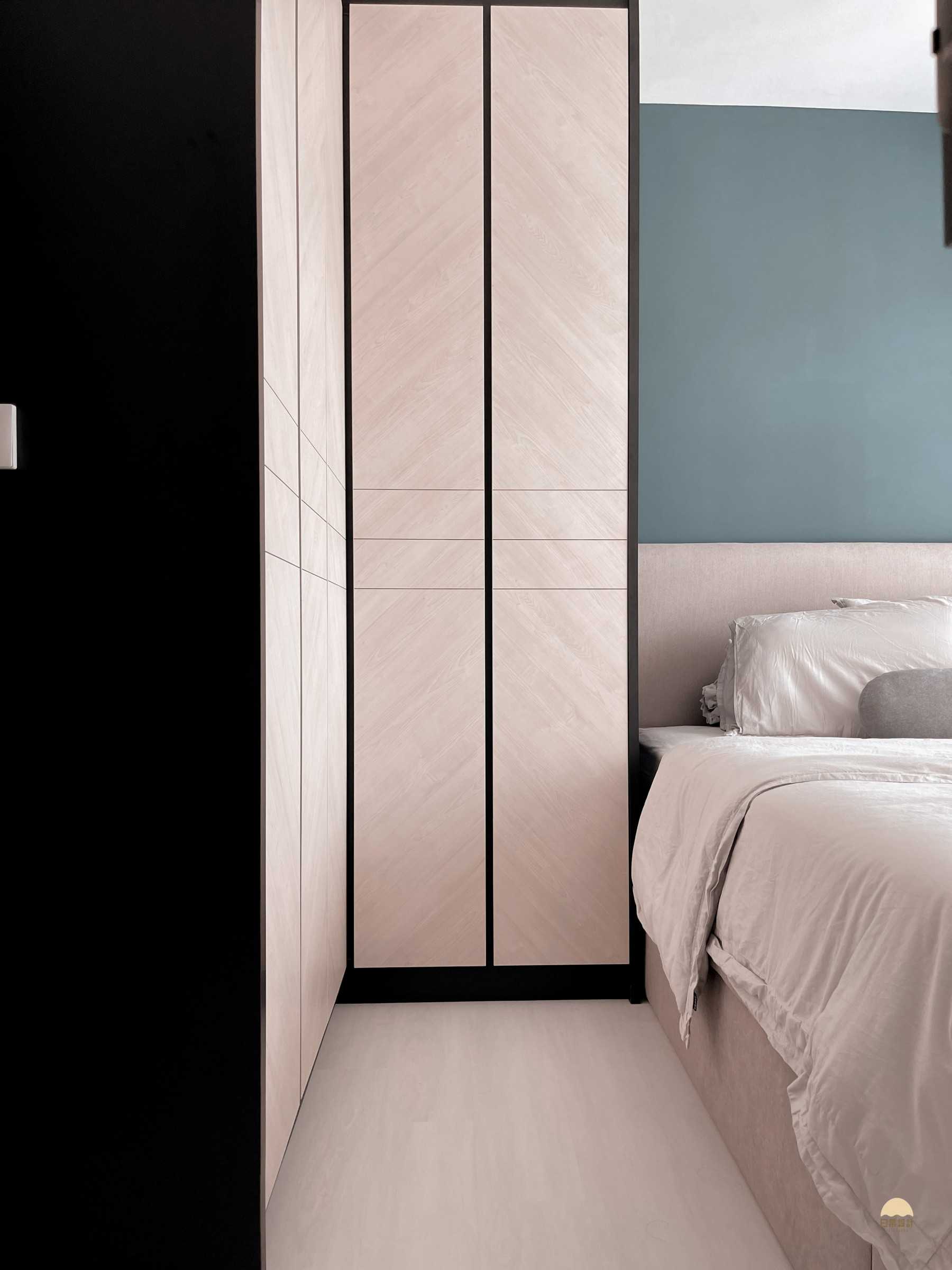 Scandinavian Bedroom with Vinyl Flooring and Wardrobe
