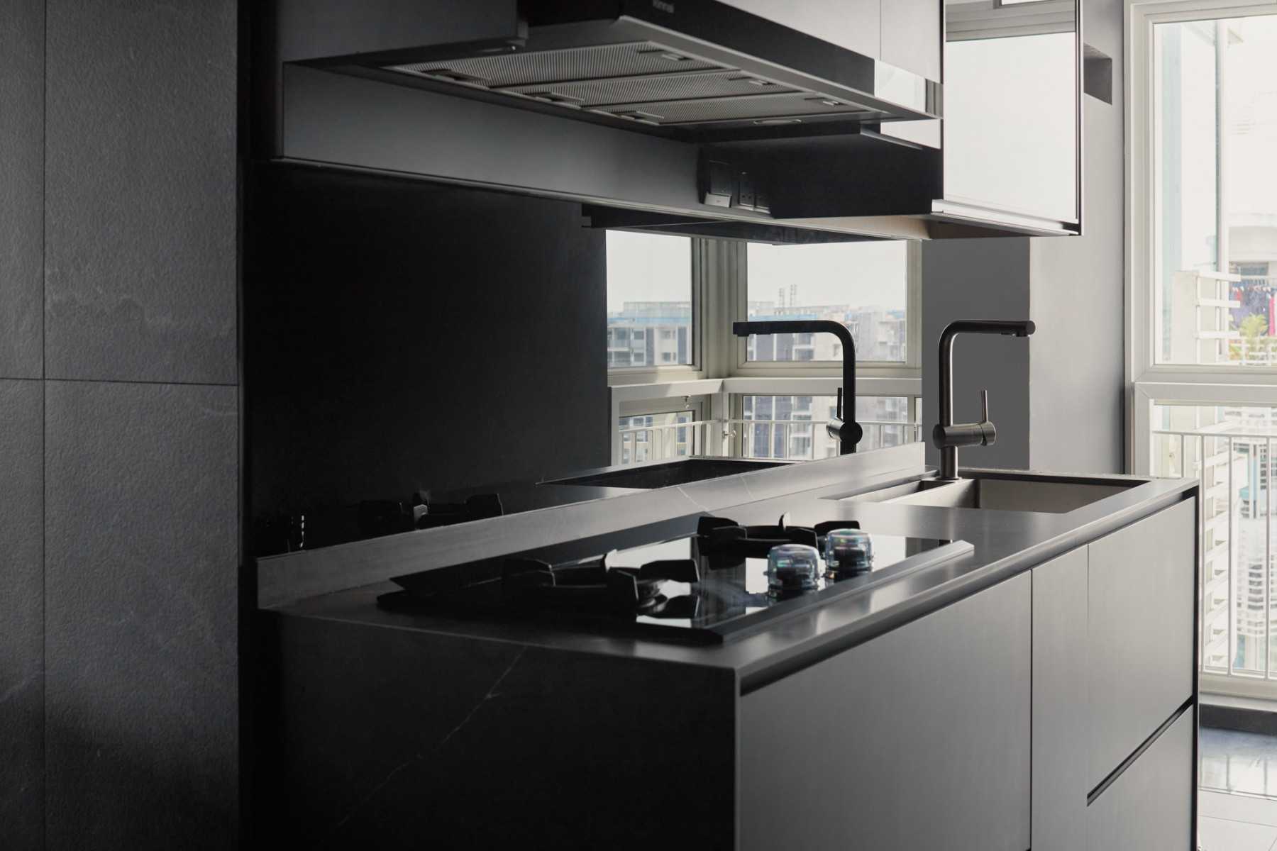 Modern Kitchen with Countertop and Kitchen Window