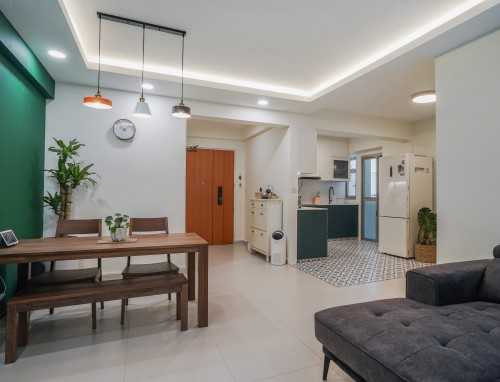 Scandinavian Dining Room at 614A Edgefield Plains
