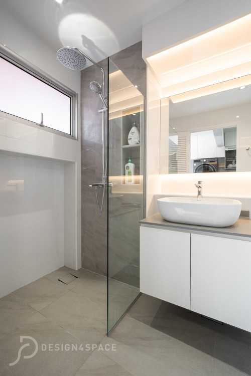 Modern Bathroom at Pasir Ris | 140 Pasir Ris
