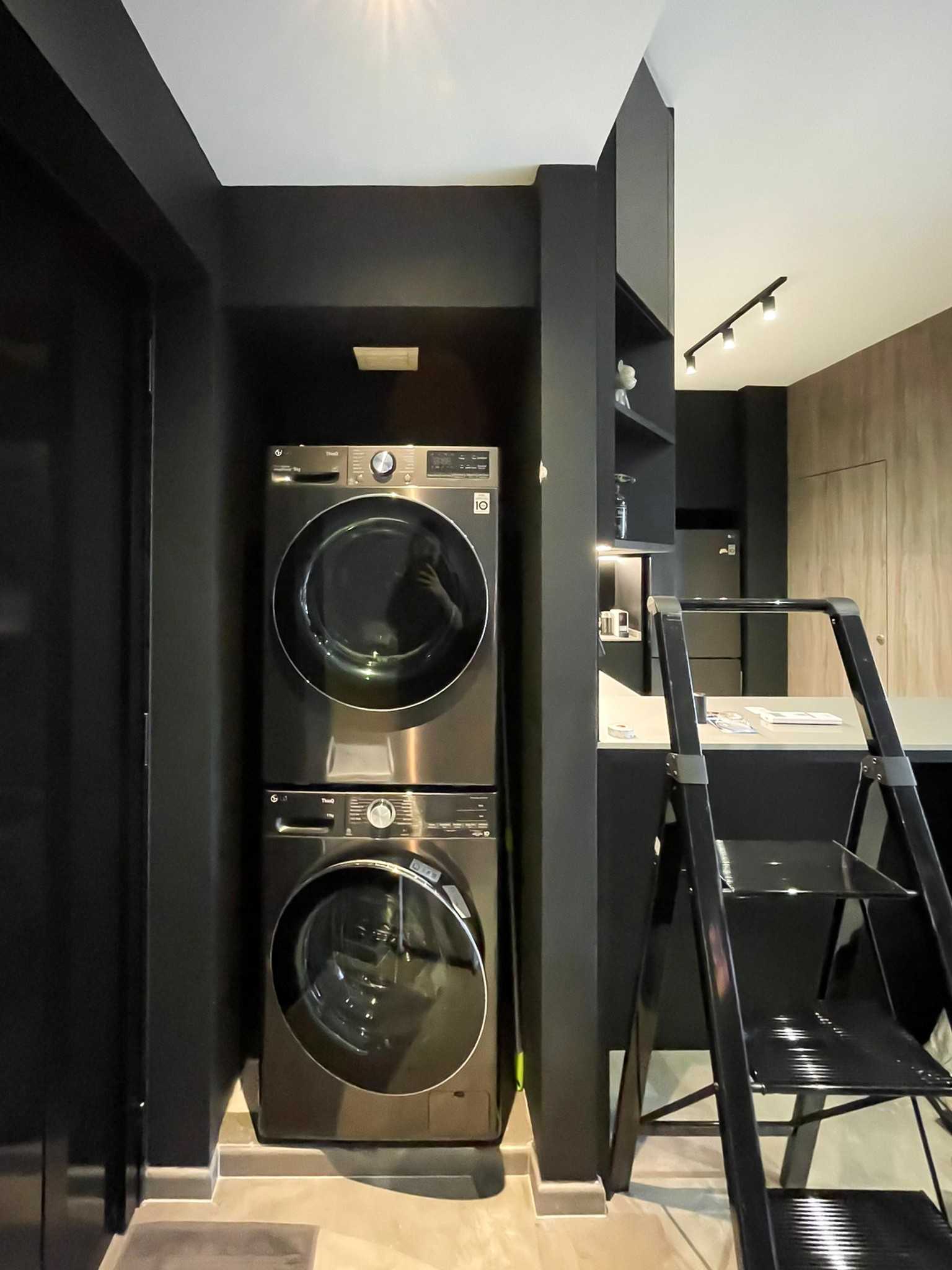 Scandinavian Service Yard with Washing Machine and Laundry Area