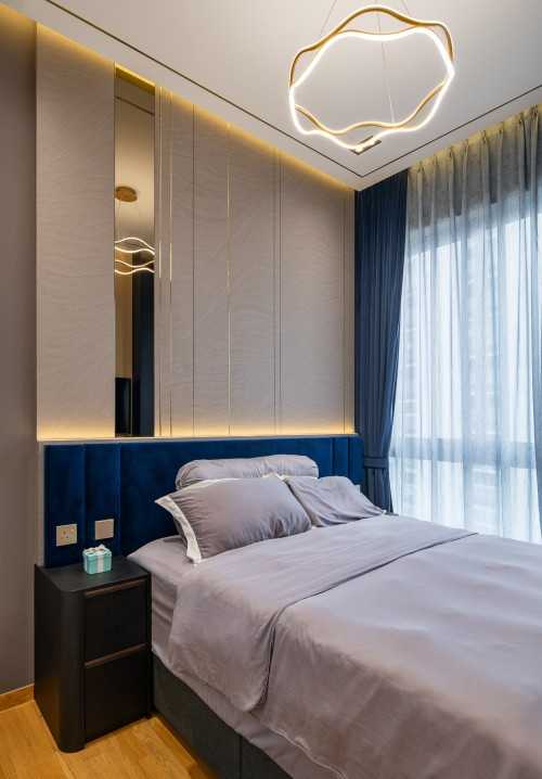 Modern Bedroom at 12 amber road nyon