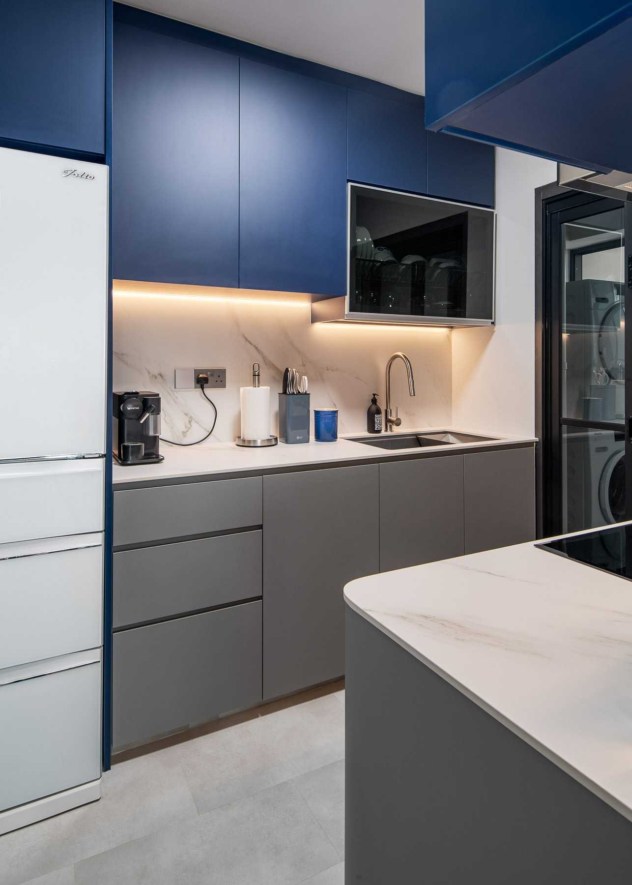Scandinavian Kitchen with Countertop and Kitchen Cabinets
