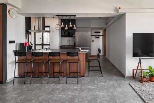 Modern Dining Room at 402a northshore dr
