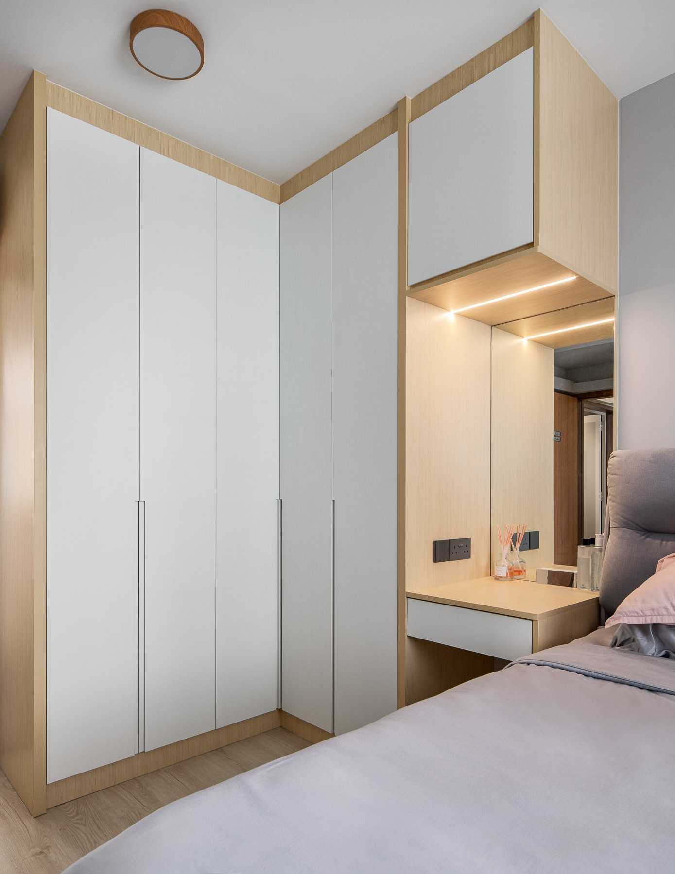 Scandinavian Bedroom with Vinyl Flooring and Wardrobe