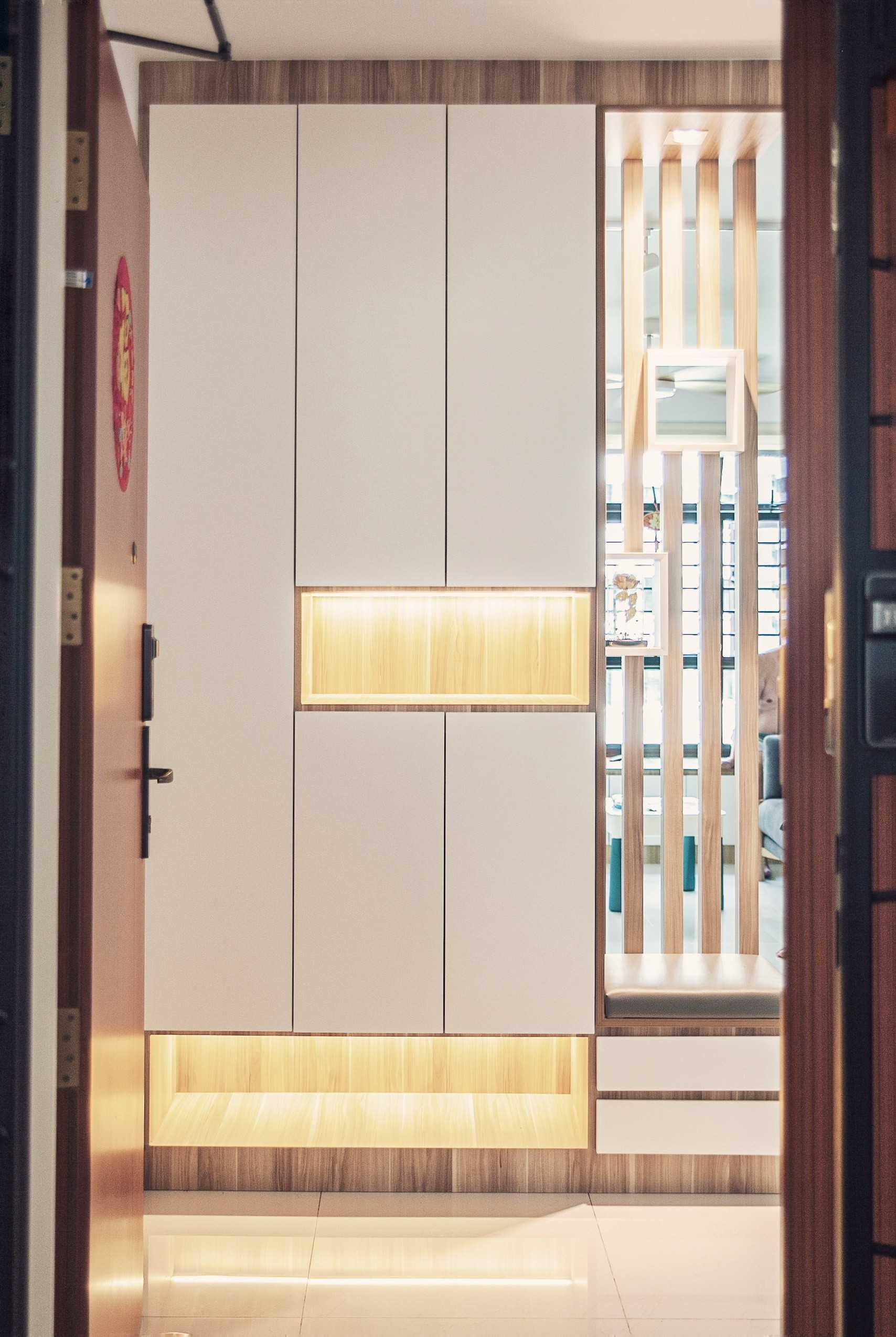 Scandinavian Entryway with Seating Bench and Shoe Rack