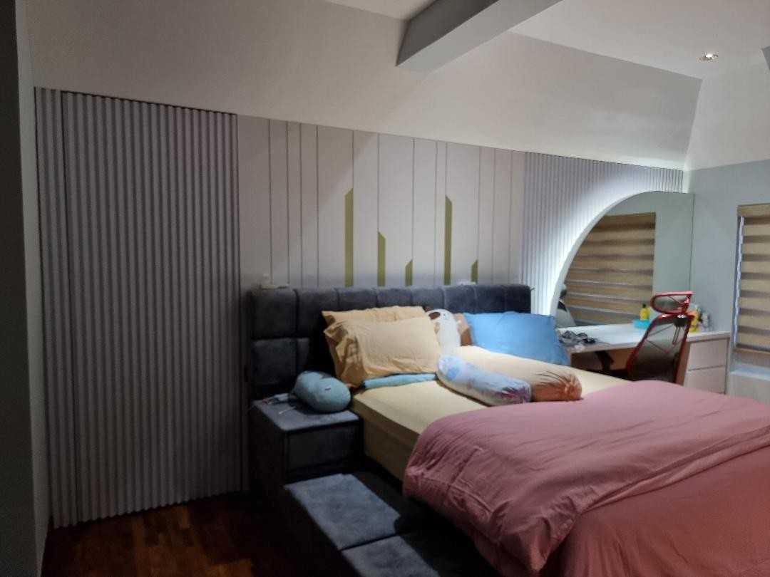 Eclectic Bedroom with Parquet Floor and Downlights