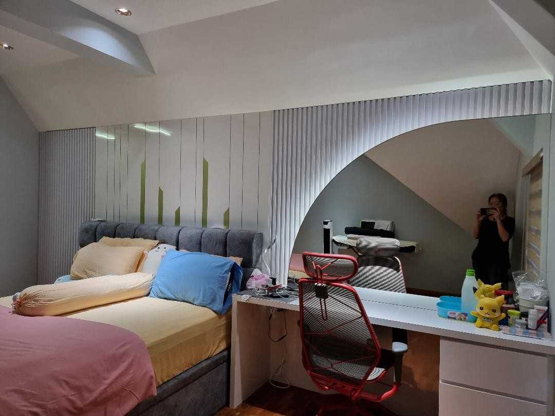 Eclectic Bedroom with Parquet Floor and Wardrobe