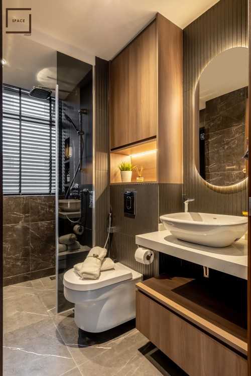 Contemporary Bathroom at 3 Bedroom Condo @ Riverbank