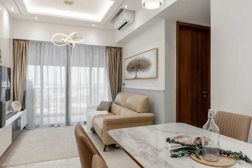 Modern Living Room at Stirling Road