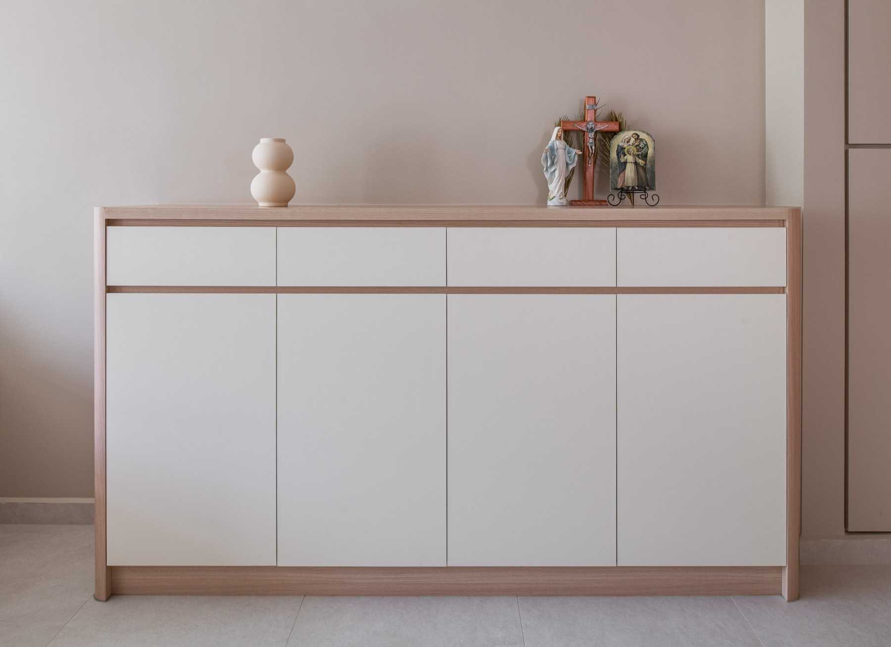 Minimalist Foyer with Artwork and Console Table