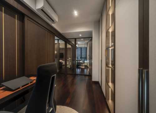 Contemporary Bedroom at 398 Kallang Road