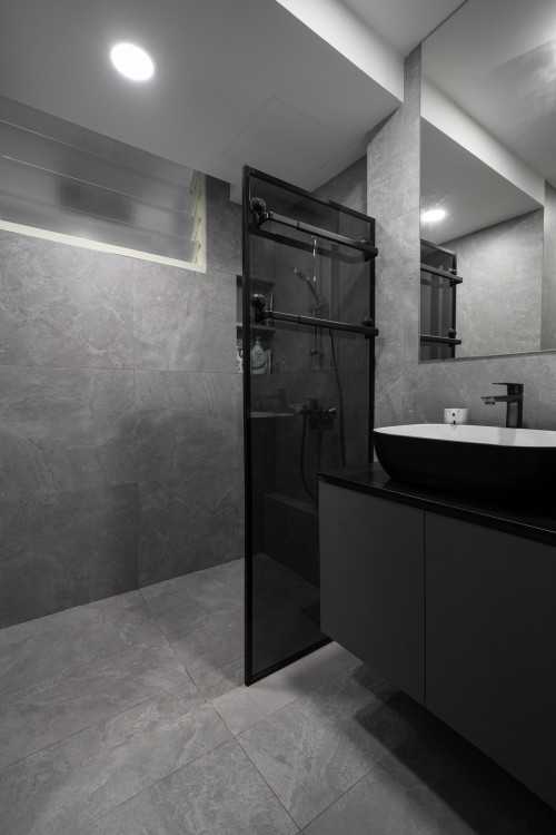 Modern Bathroom at Hougang | Rio Vista