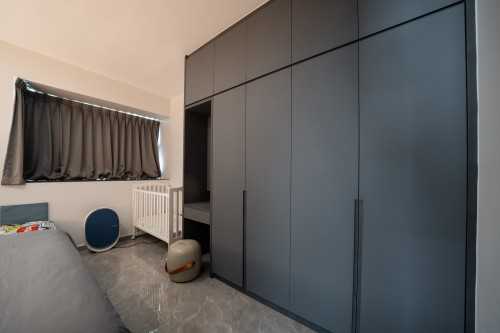 Modern Bedroom at Hougang | Rio Vista