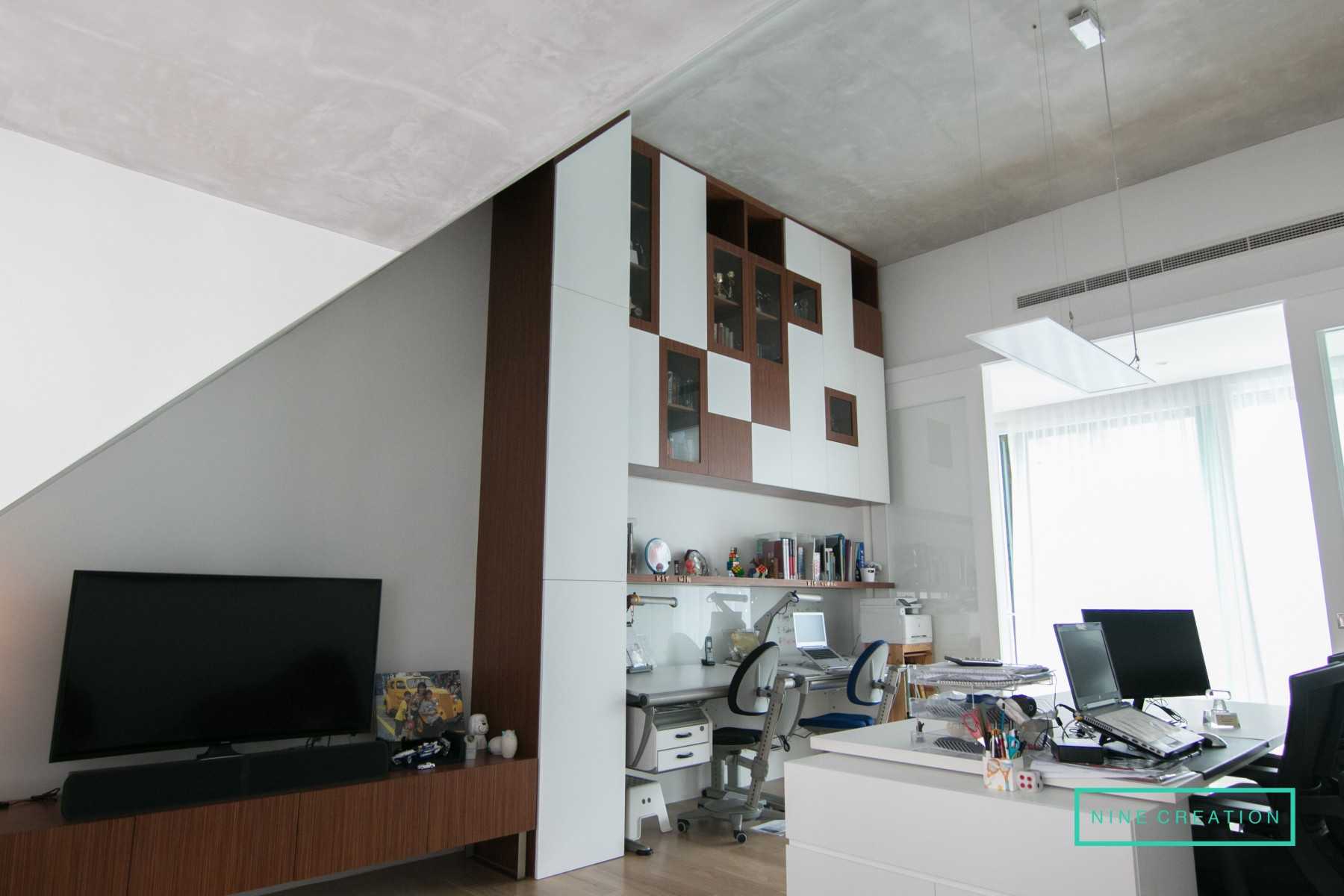 Contemporary Bedroom with Bookshelf and Parquet Floor