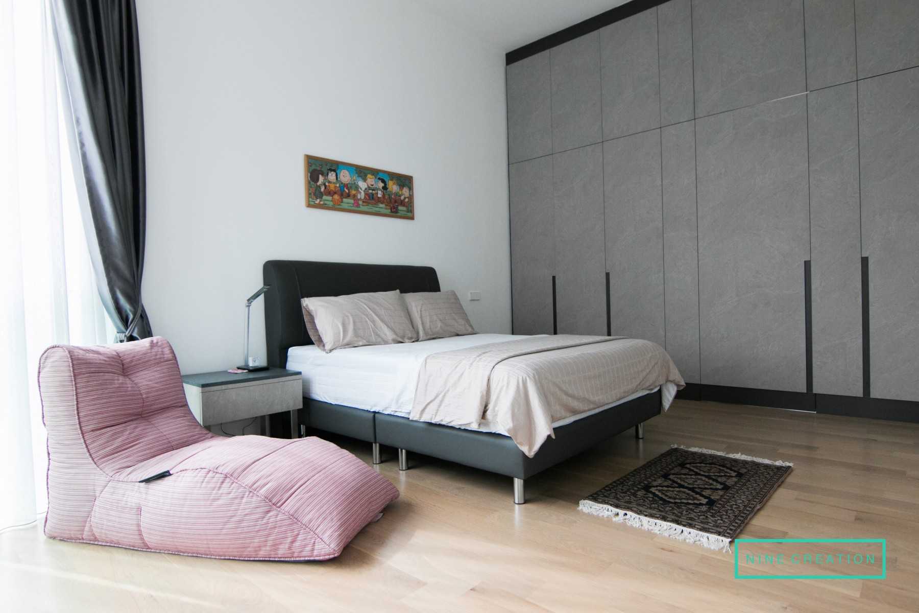 Contemporary Bedroom with Parquet Floor and Wardrobe