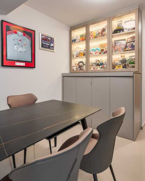Minimalist Dining Room at 209A Clementi Ave 6