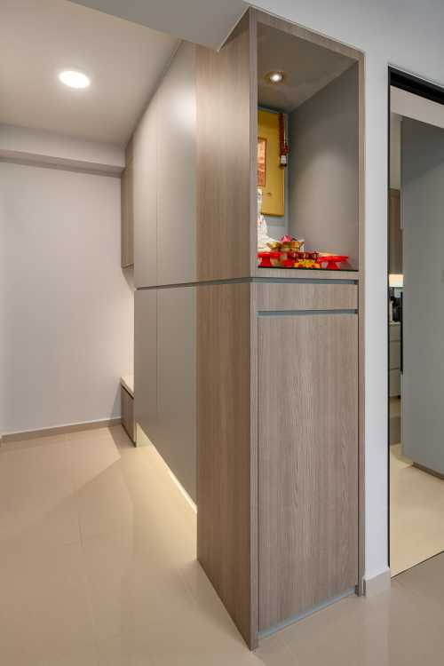 Minimalist Foyer at 209A Clementi Ave 6