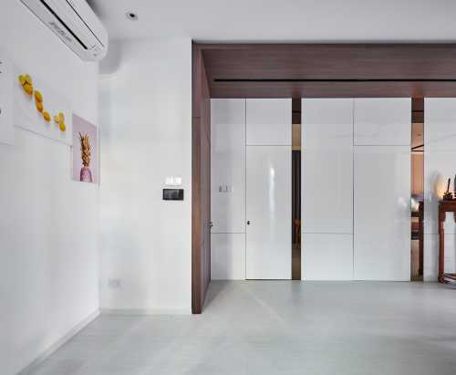 Scandinavian Dining Room at Seletar Hills Estate