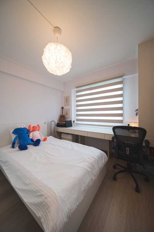 Contemporary at 4-room resale @ Tampines