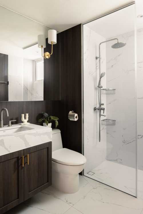 Modern Bathroom at Penthouse