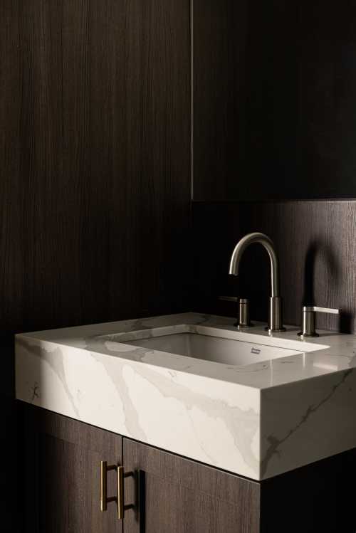 Modern Bathroom at Penthouse