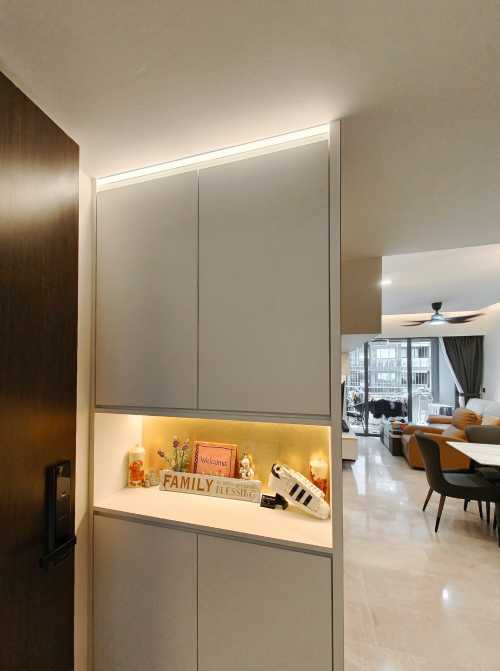 Scandinavian Foyer at JadeScape