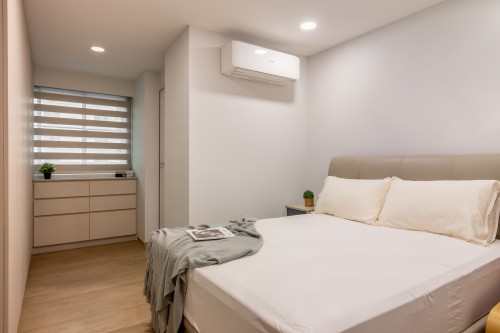 Minimalist Bedroom at Pasir Ris Drive 6