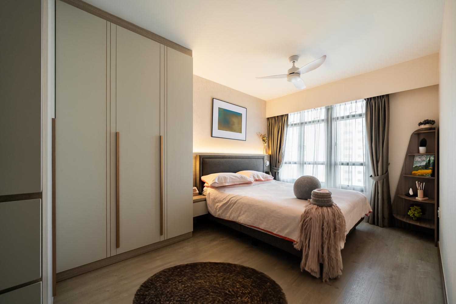 Modern Bedroom with Bookshelf and Vinyl Flooring