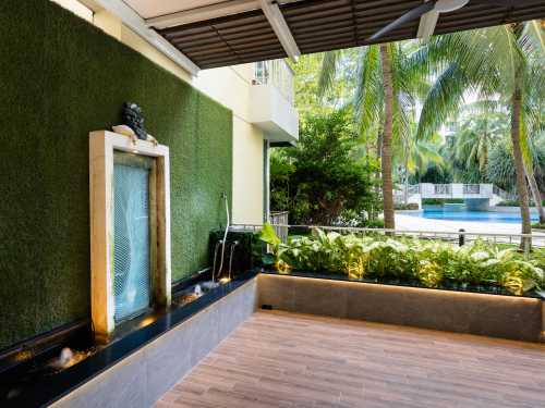 Modern Garden at Ris Grandeur