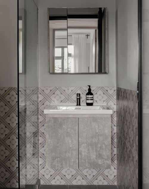 Contemporary Bathroom at Sengkang West (Block 461A)