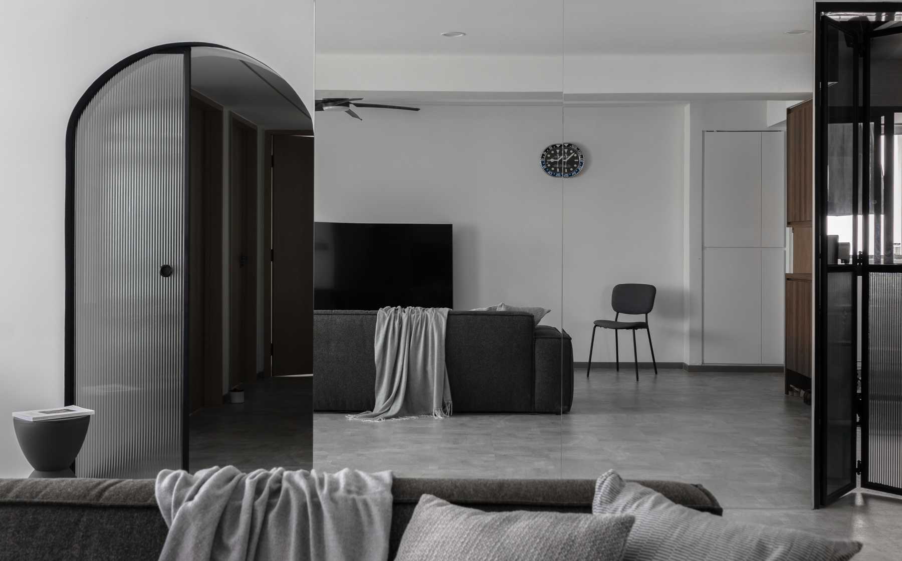 Contemporary Living Room with Mirror and Sofa