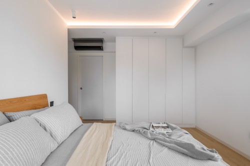 Minimalist Bedroom at 1A Cantonment