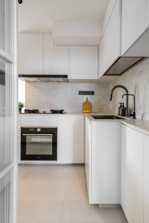 Minimalist Kitchen at 1A Cantonment
