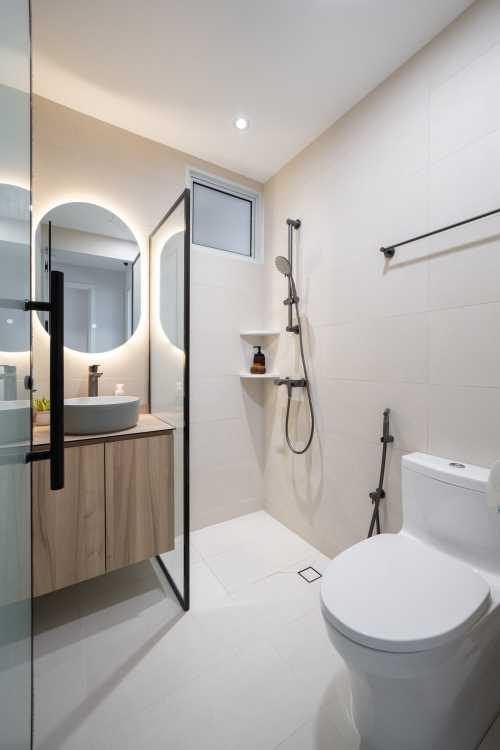 Modern Bathroom at Hougang | Rosyth Ville