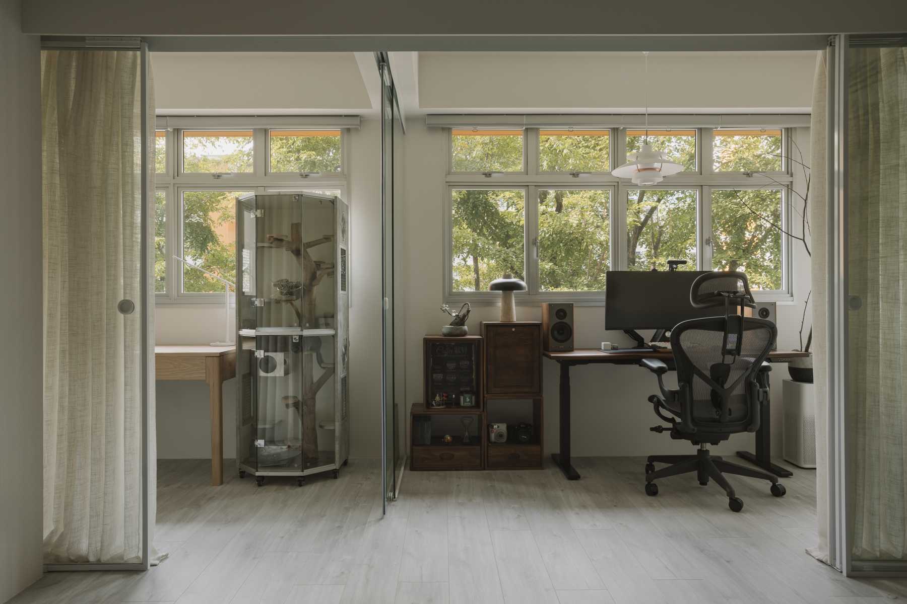 Minimalist Home Office with Desk and Desk Chairs