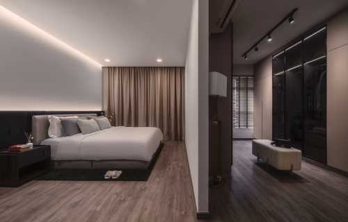 Contemporary Bedroom at 287A Compassvale Crescent (Liz)