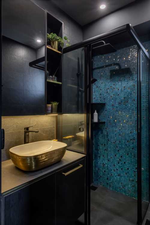 Contemporary Bathroom at Resale 3 Room DBSS @ Clementi
