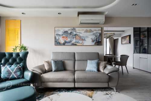 Modern Living Room at Ang Mo Kio | Cheng San Green