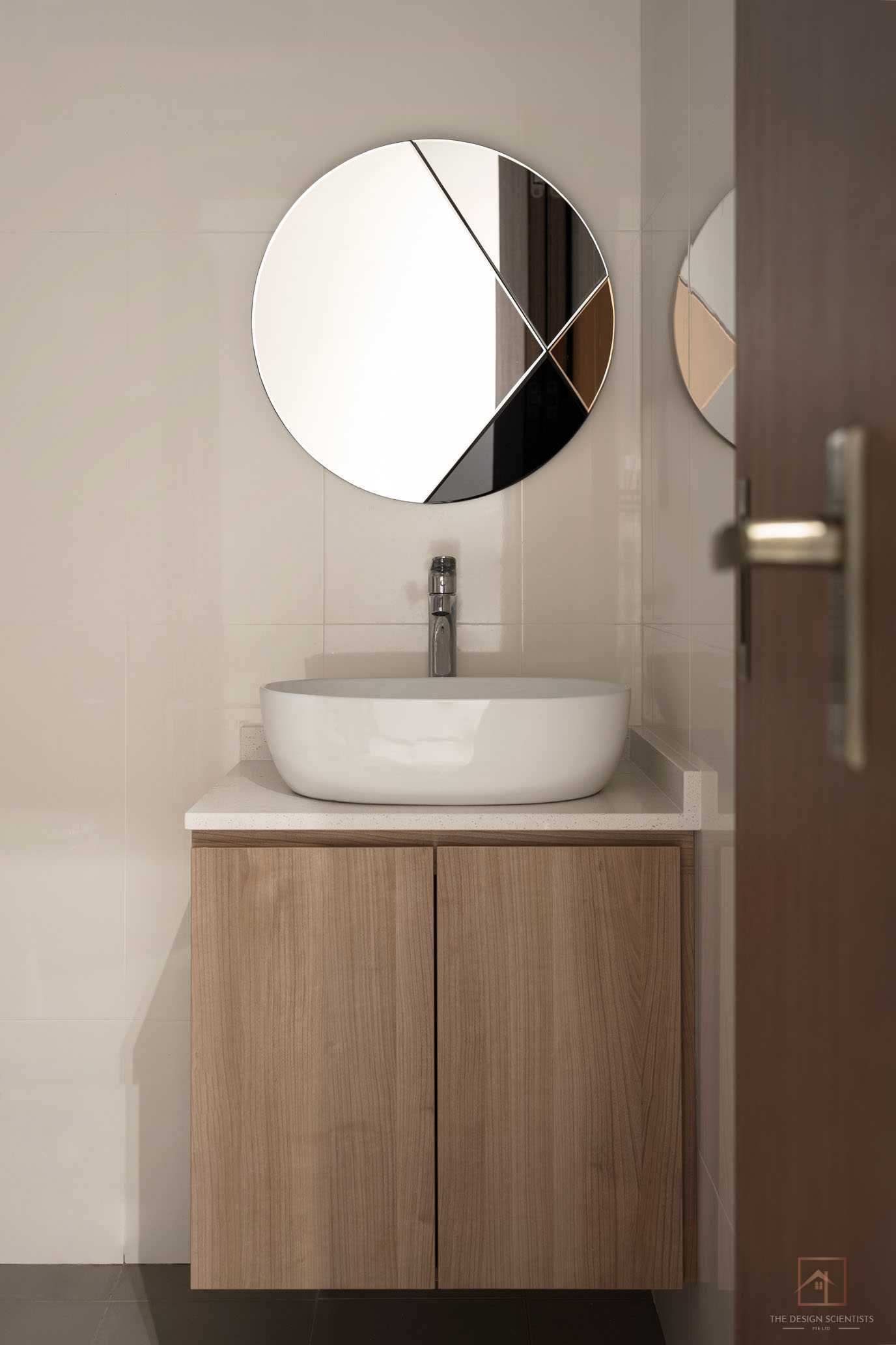 Contemporary Bathroom with Countertop and Mirror