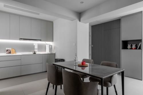 Minimalist Dining Room at Marsiling Groove