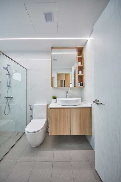Scandinavian Bathroom at Windy Heights